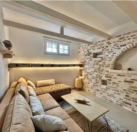 4 bedroom villa with pool and sea views, Kumbor, sleeps 8-10